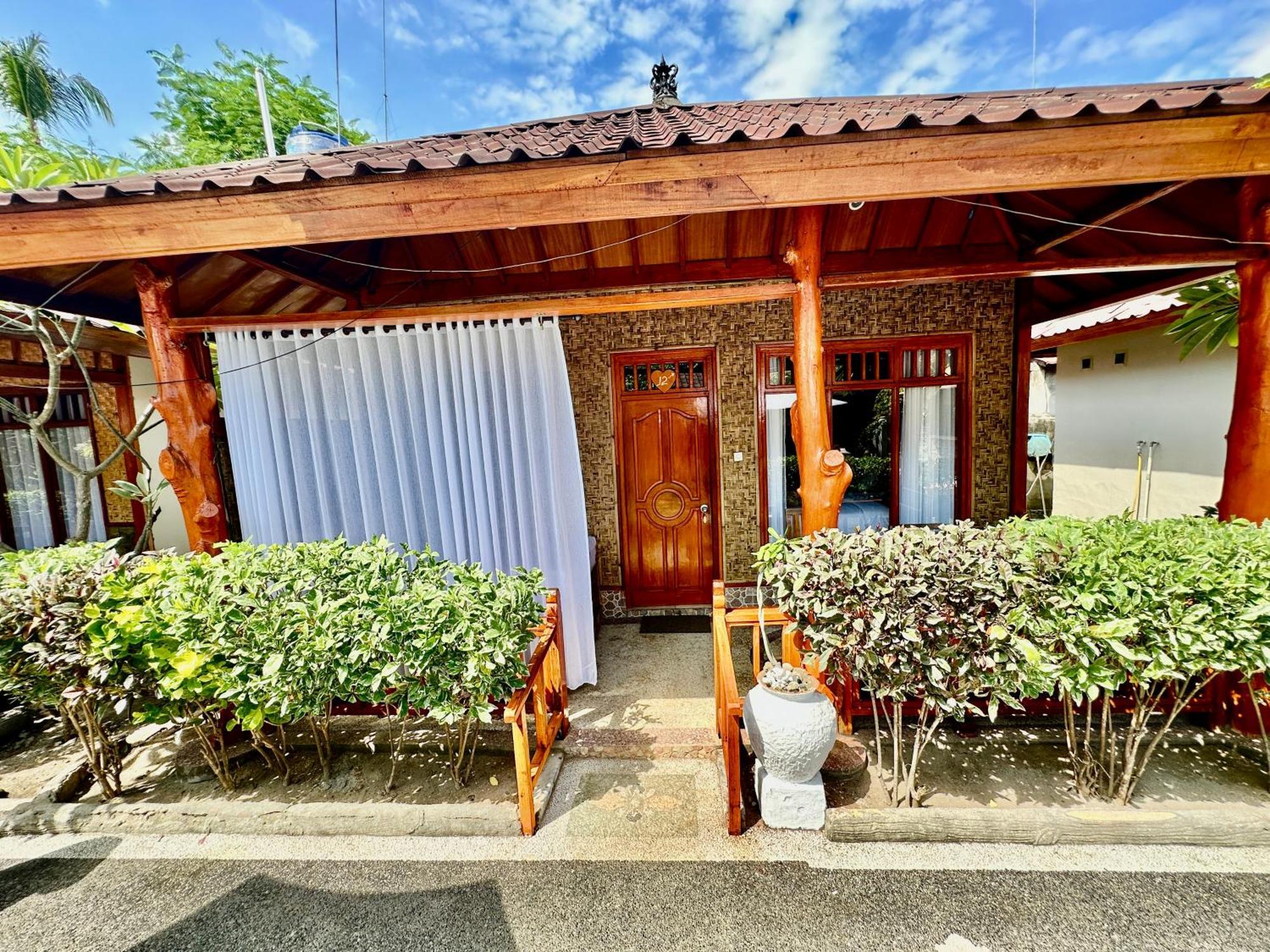 Sunny Rose Bungalows Gili Air - Adults Only 외부 사진