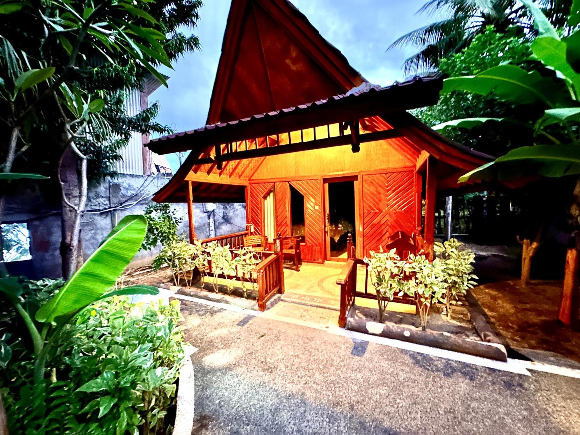 Sunny Rose Bungalows Gili Air - Adults Only 외부 사진
