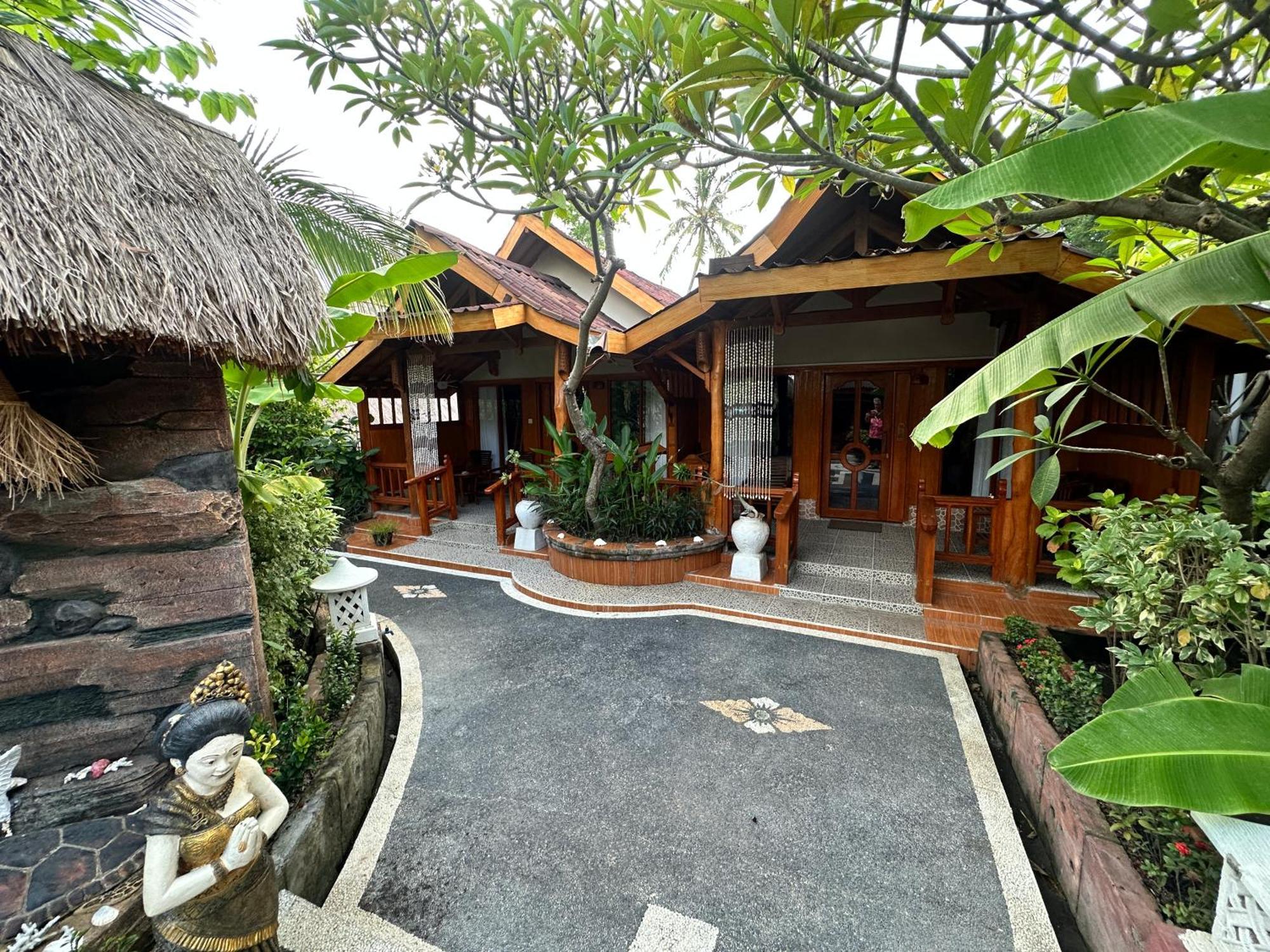 Sunny Rose Bungalows Gili Air - Adults Only 외부 사진