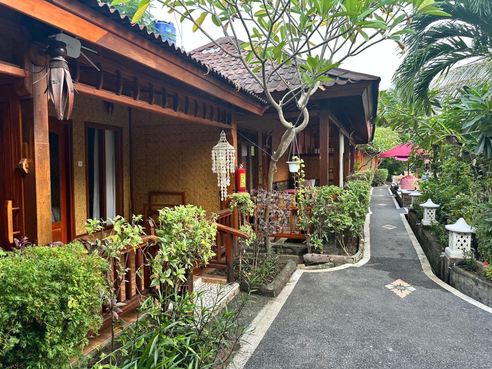 Sunny Rose Bungalows Gili Air - Adults Only 외부 사진