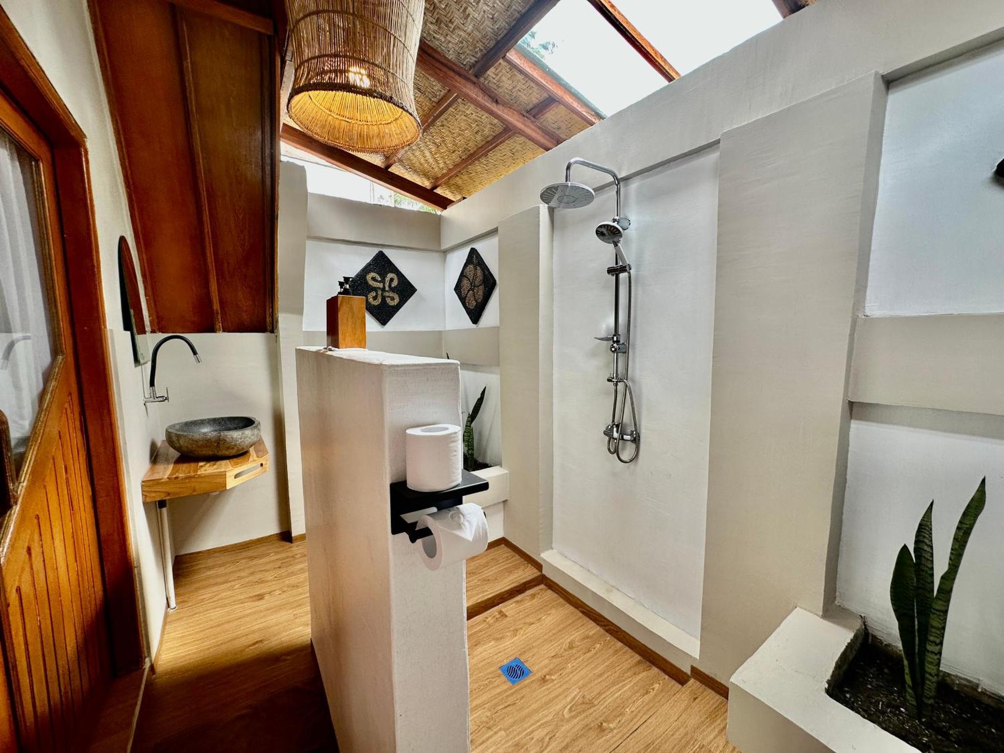 Sunny Rose Bungalows Gili Air - Adults Only 외부 사진